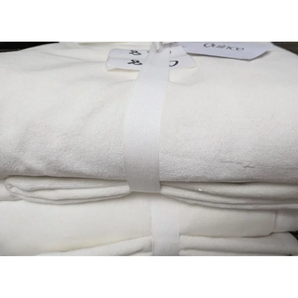 Quince Cotton Velvet Room Darkening Curtain Color White Size 48x84 -NEW-